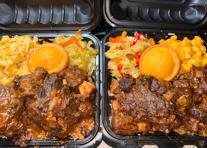Oxtail Plate- Island style with Rice &amp; Peas, Cabbage, Macaroni and 4-cheese cheese